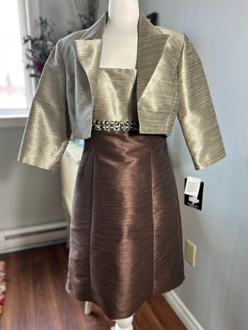 JS BOUTIQUE NWT Metallic Gold & Bronze 2-Piece Dress Set - Size 12